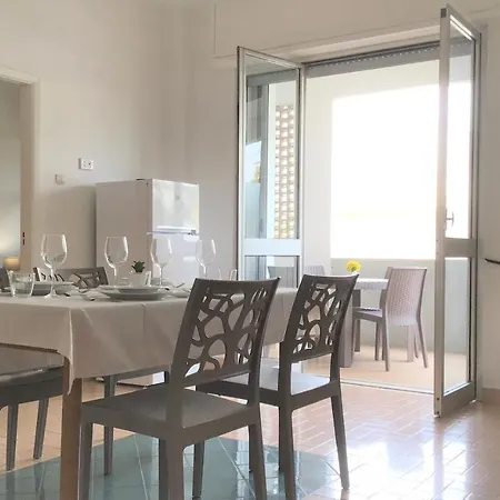 Goodstay Monti 105