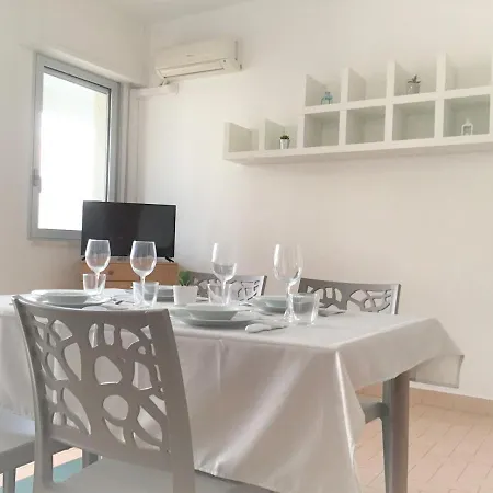 Apartment Goodstay Monti 105 *